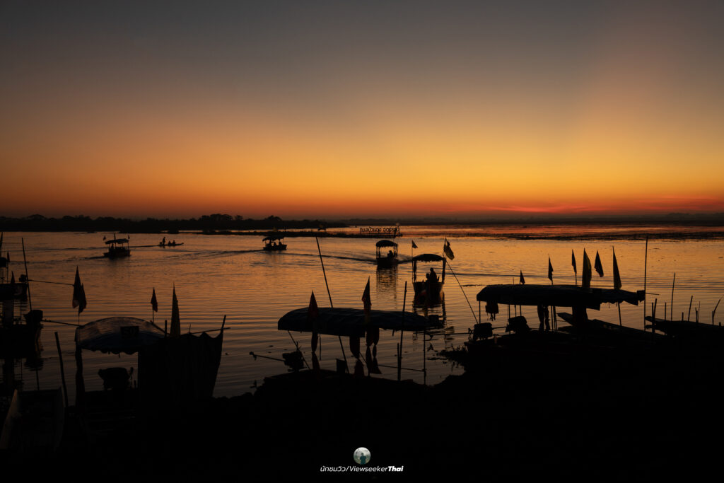 ทะเลบัวแดง